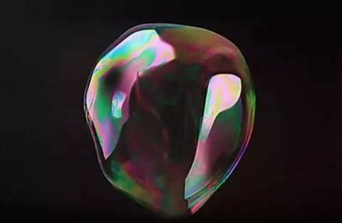 上市公司“估值泡沫陷阱”：当股价脱离地心引力