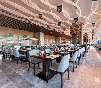 双节叠加引爆餐饮盛宴：茶百道、海底捞等业绩狂飙